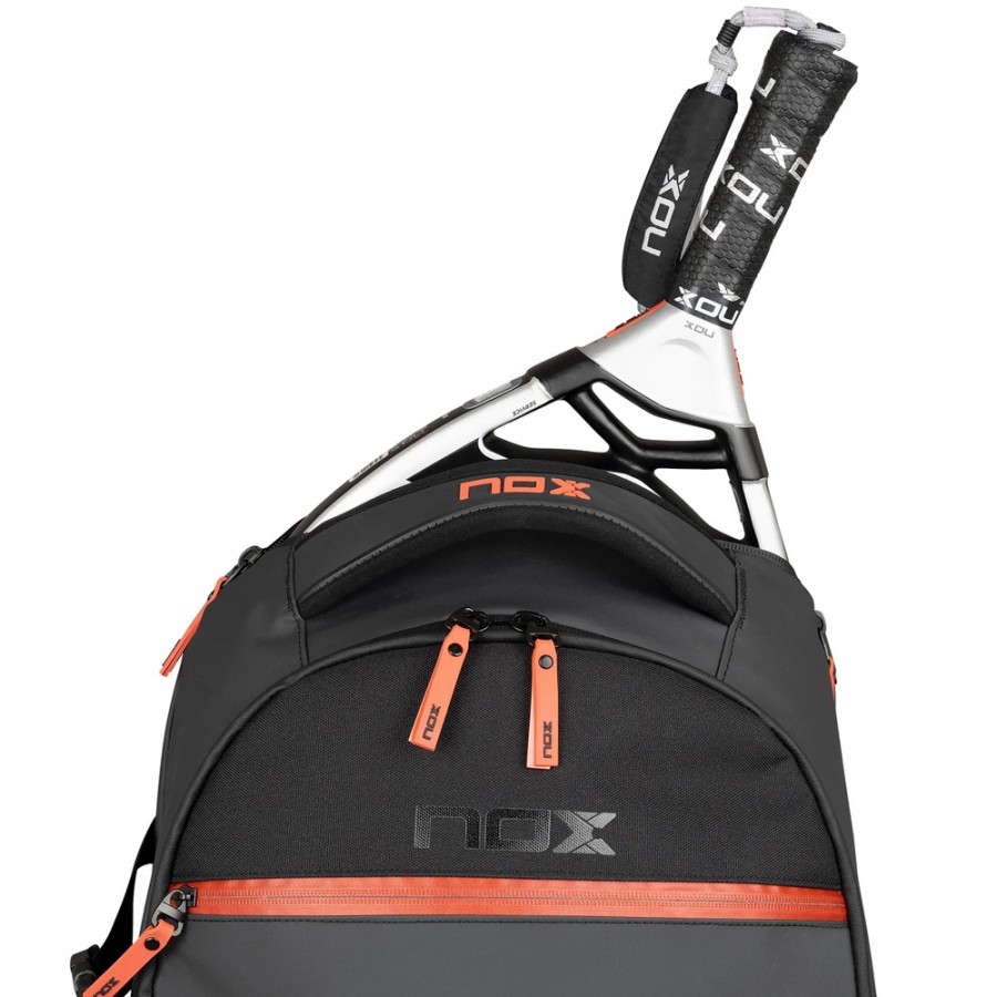 Mochila Nox Luxury Open Series roja negra